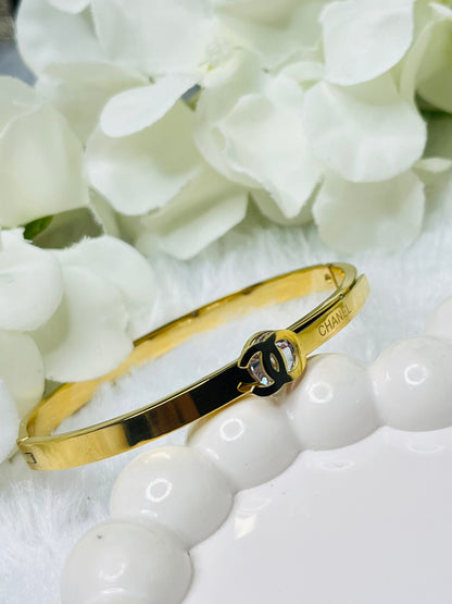 Charm & Glow Bracelet