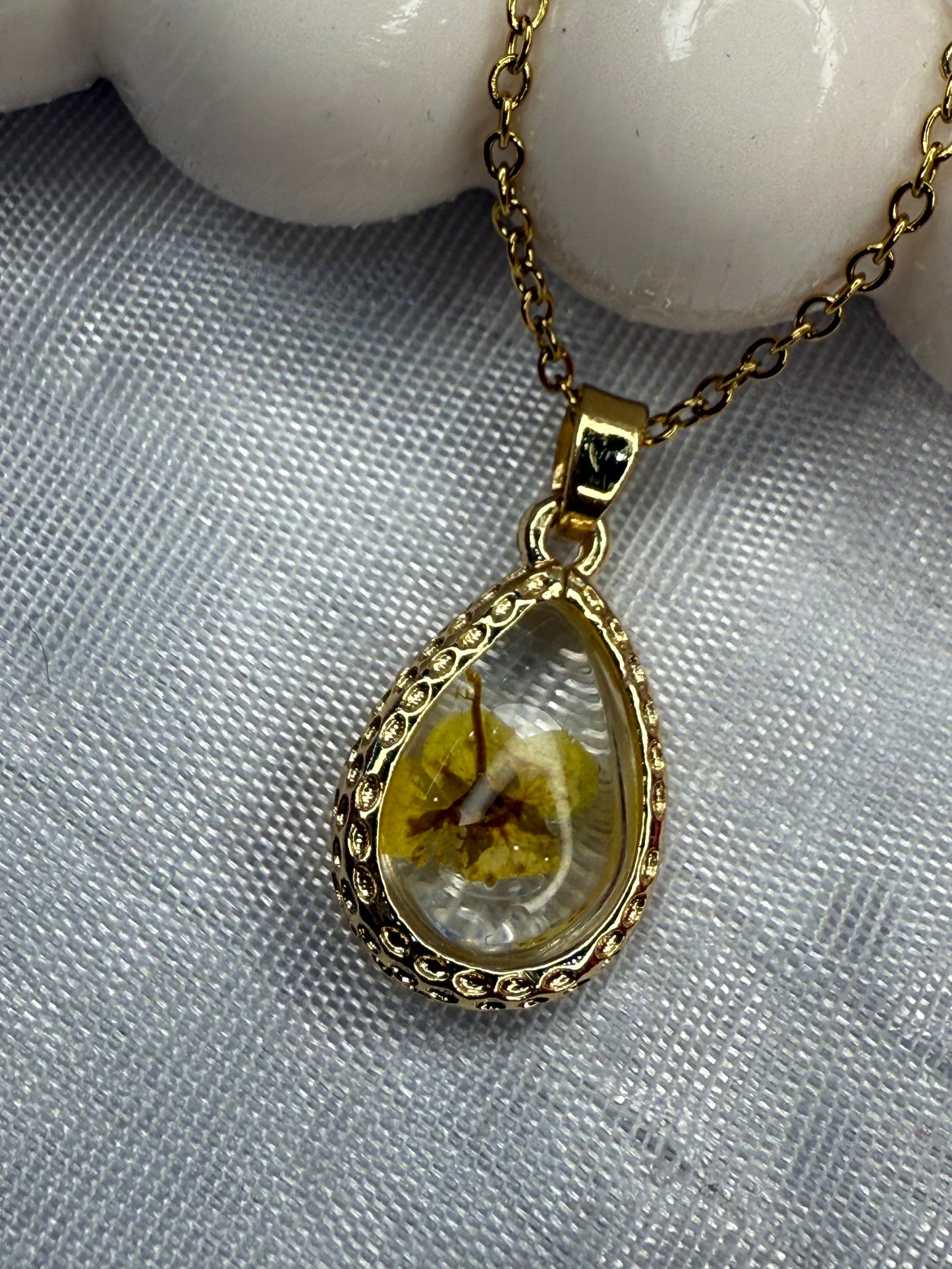 Flower Drop Necklace [Real Flower Inside]